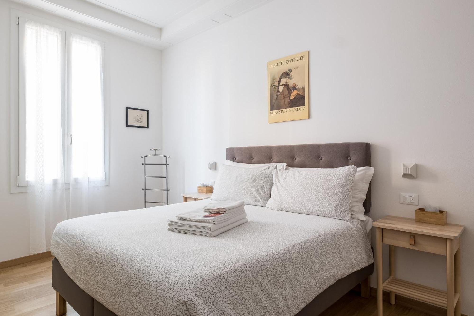Canonica Suites Болонья Номер фото