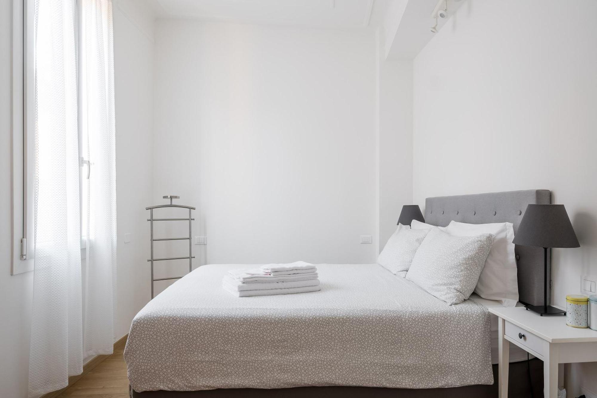 Canonica Suites Болонья Номер фото